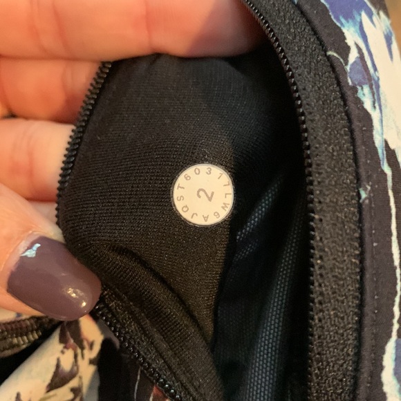 NWOT Lululemon leggings - Picture 7 of 8